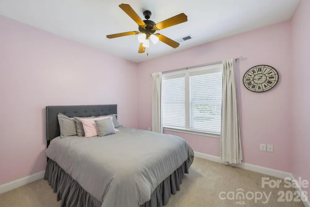 1210 39th Avenue NE Hickory, NC 28601