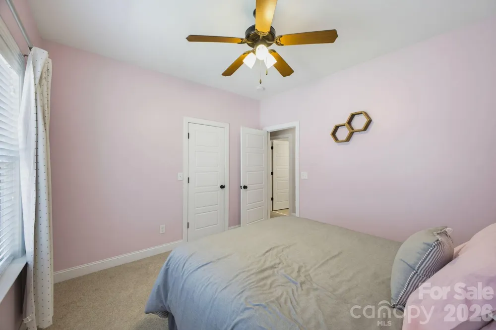 1210 39th Avenue NE Hickory, NC 28601