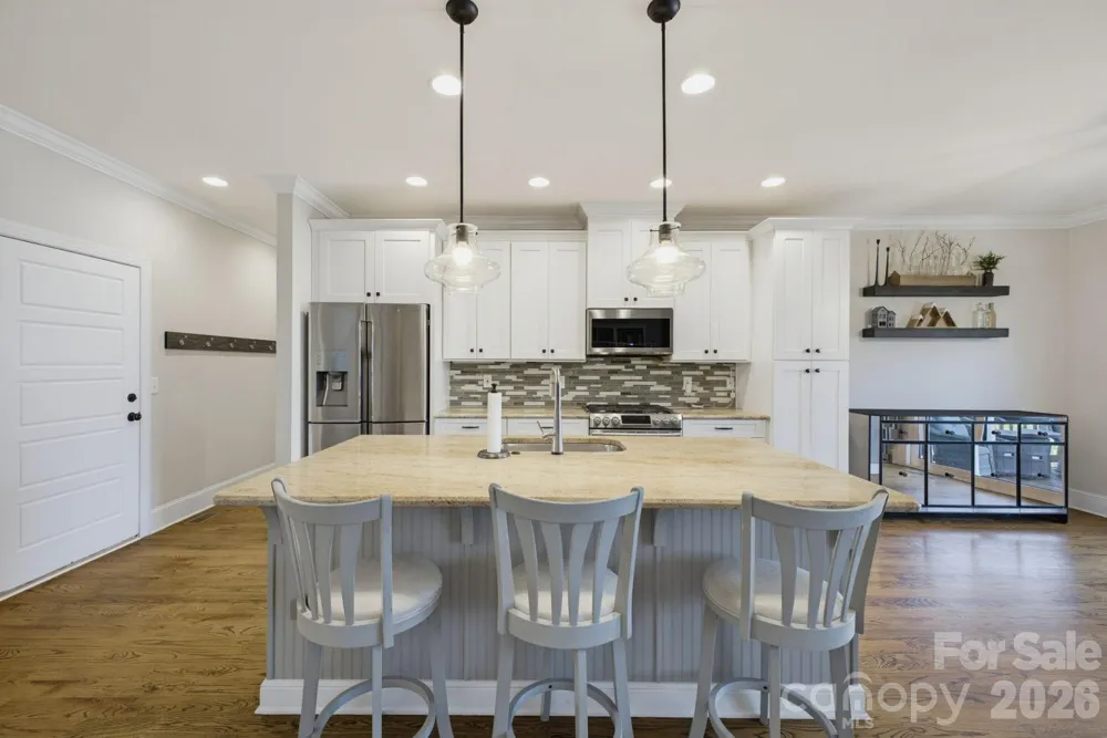 1210 39th Avenue NE Hickory, NC 28601