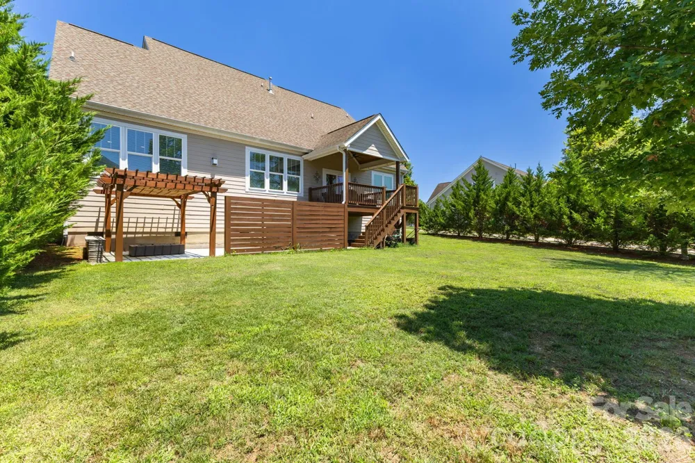 1210 39th Avenue NE Hickory, NC 28601