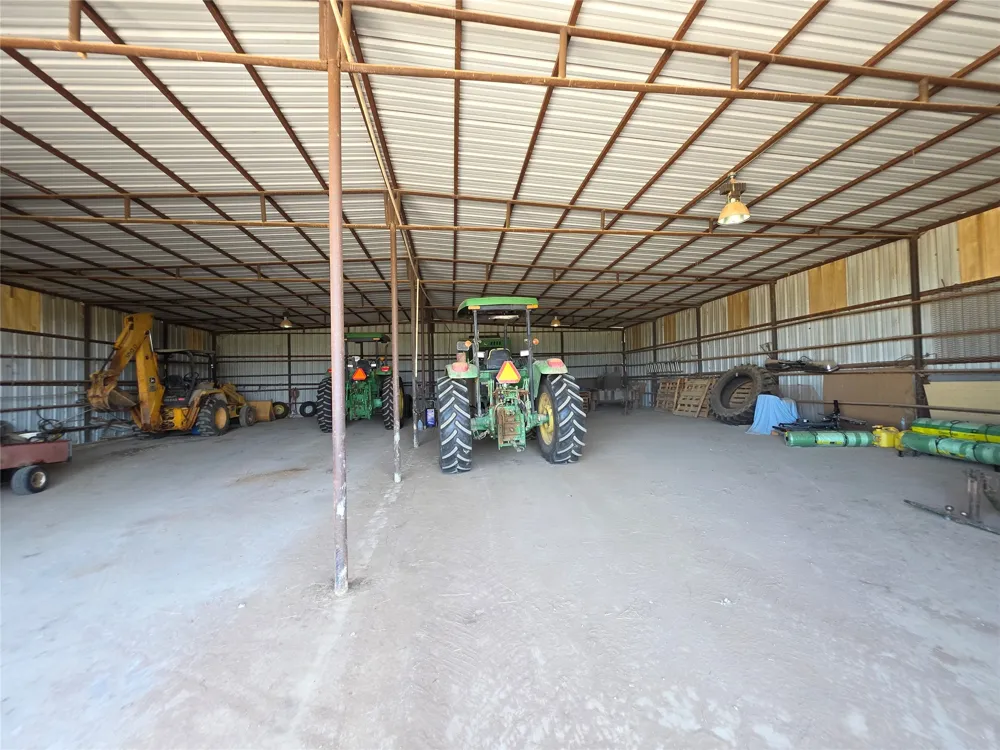2251 Fm 585 Bangs, TX 76823
