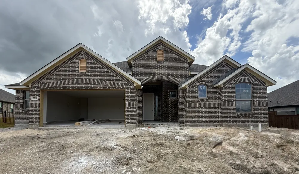 7701 Sheaves Trail Joshua, TX 76058