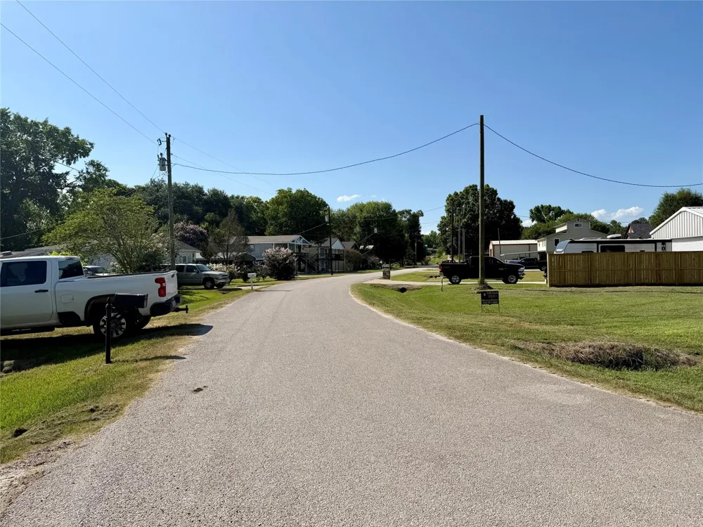 395 Governor Hogg Drive Point Blank, TX 77364