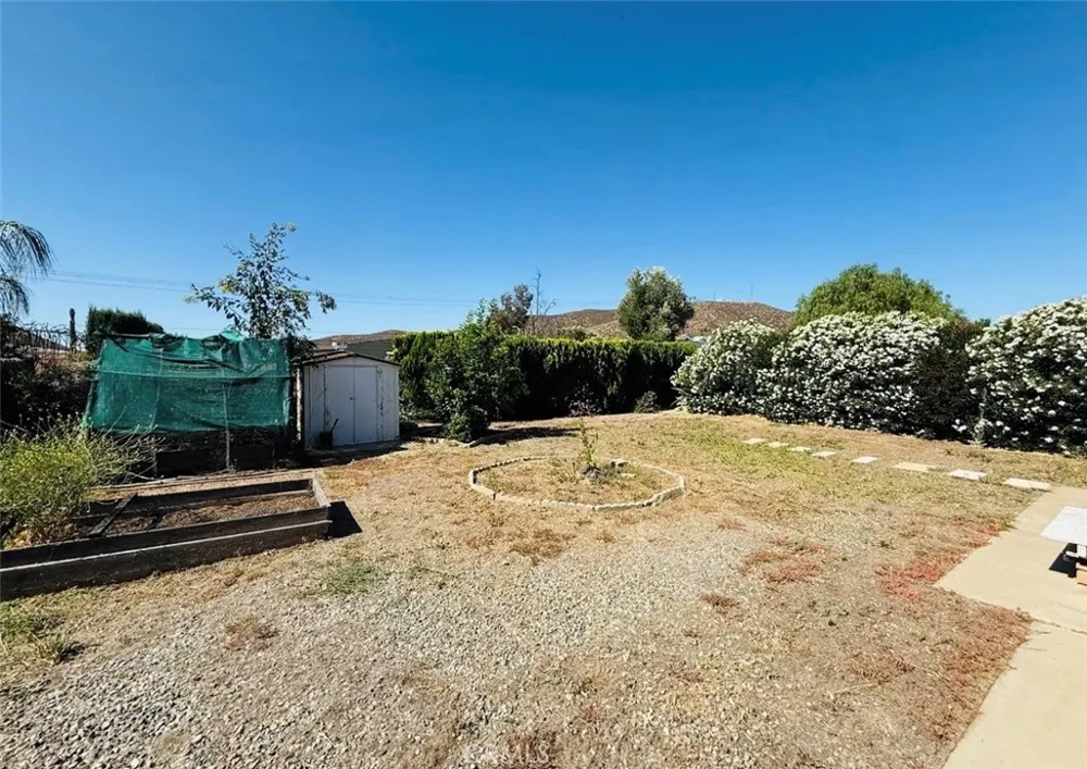 34777 Donald Hemet, CA 92545