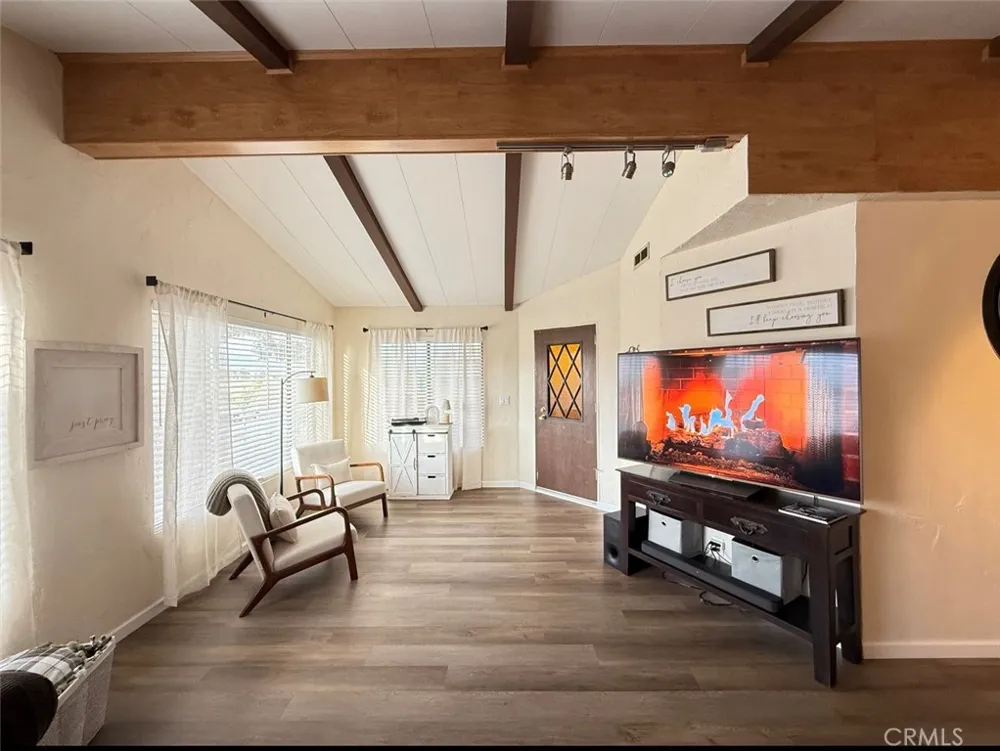 34777 Donald Hemet, CA 92545