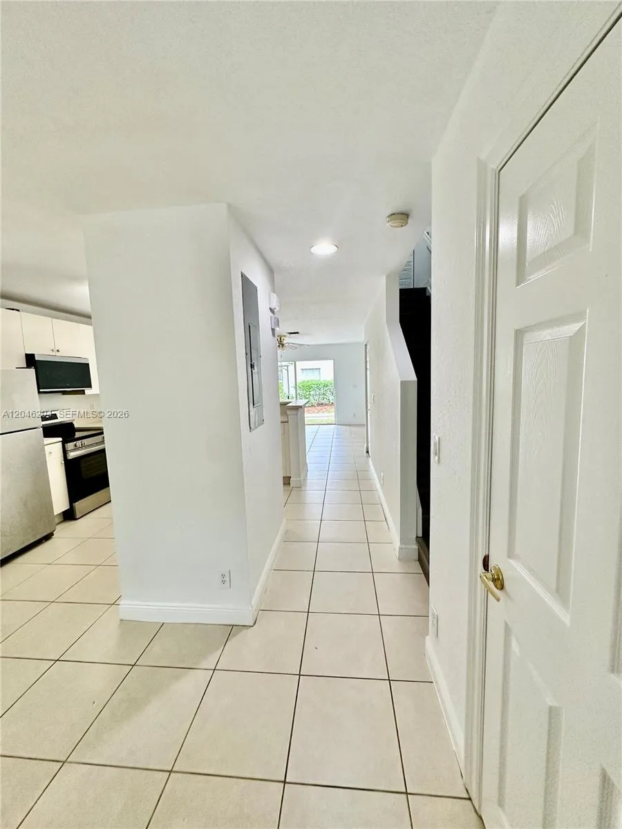 2615 SW 100th Ave #2615 Miramar, FL 33025