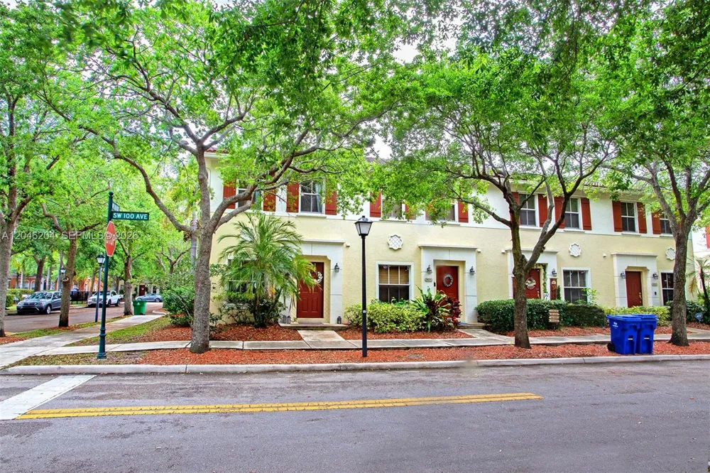 2615 SW 100th Ave #2615 Miramar, FL 33025