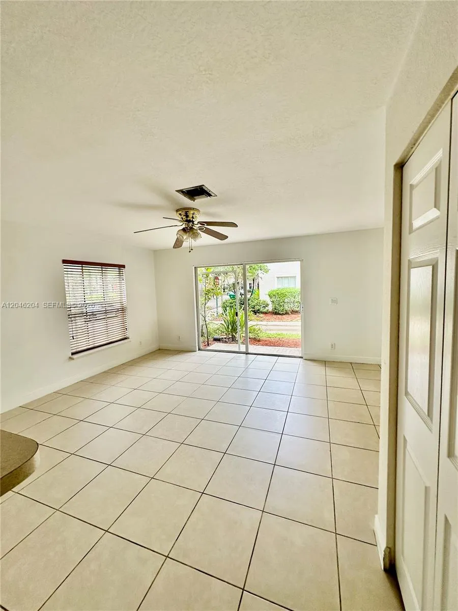 2615 SW 100th Ave #2615 Miramar, FL 33025