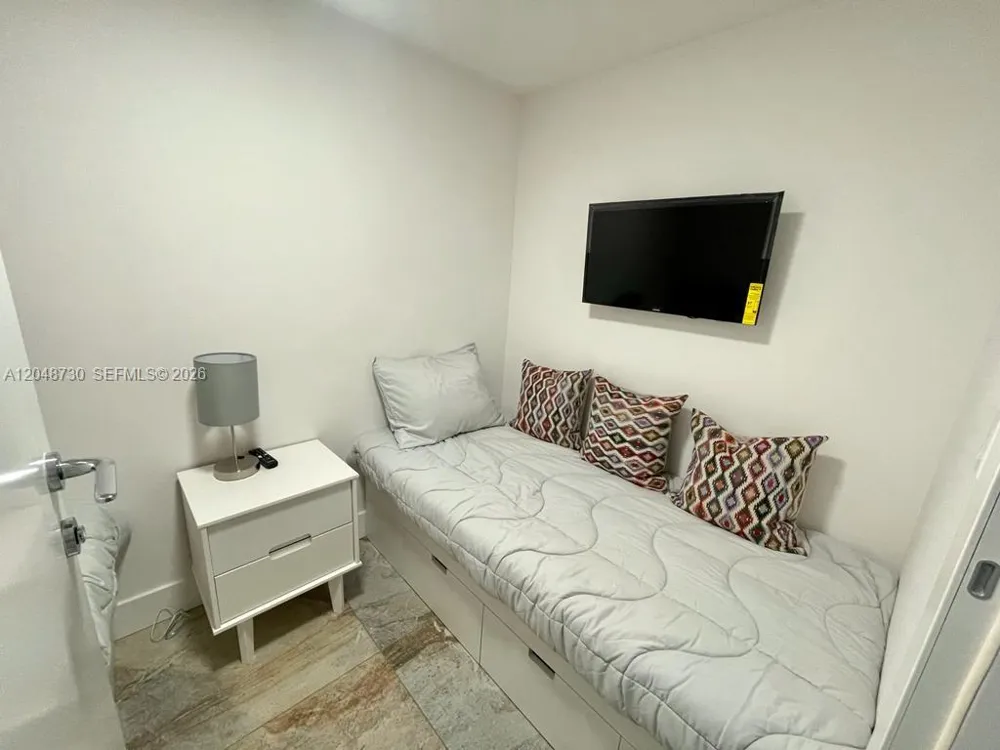 Address Not Shown Key Biscayne, FL 33149