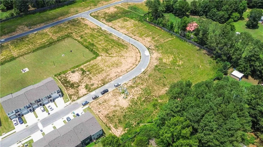 160 Village Green Drive NW Adairsville, GA 30103
