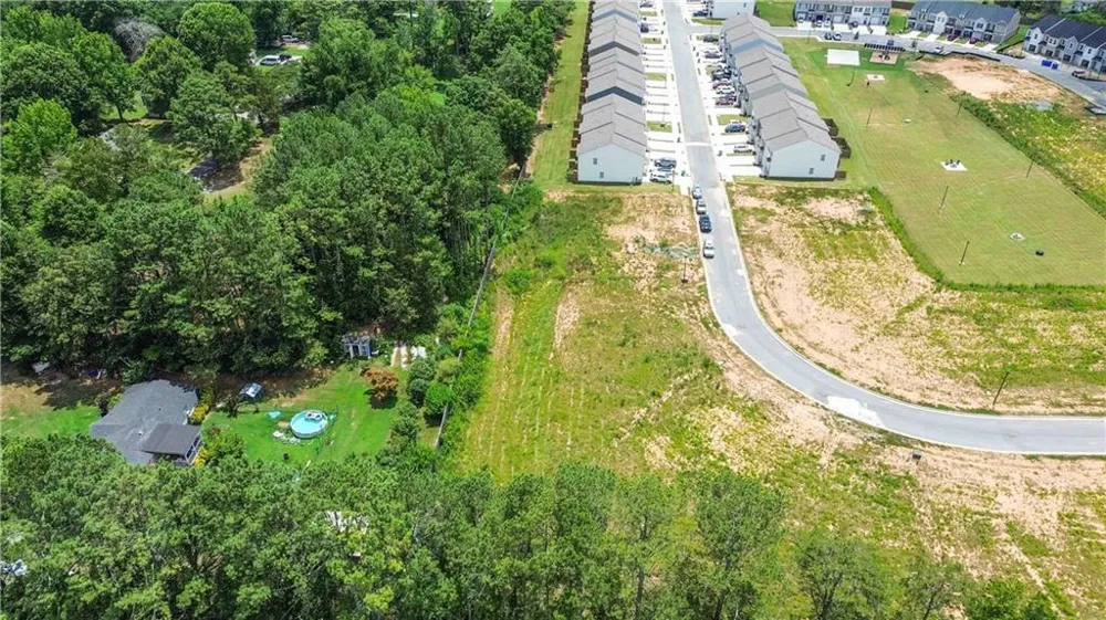 160 Village Green Drive NW Adairsville, GA 30103