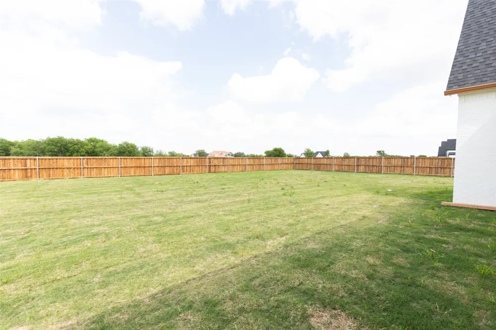 931 Fawn Drive McGregor, TX 76657