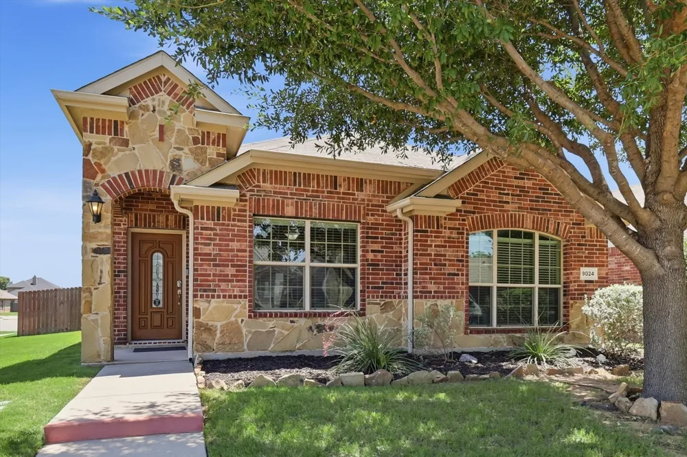 9024 Stewart Street Cross Roads, TX 76227