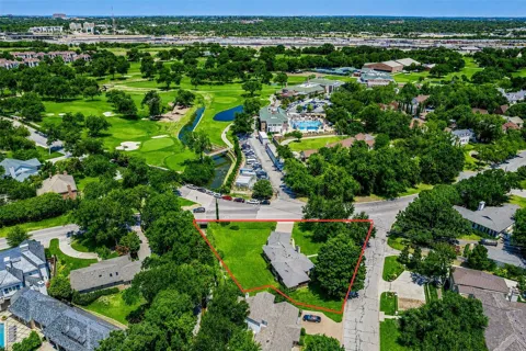 2600 Colonial Parkway