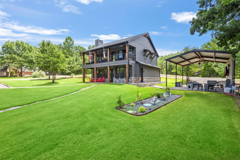 136 Private Road 197 Streetman, TX 75859
