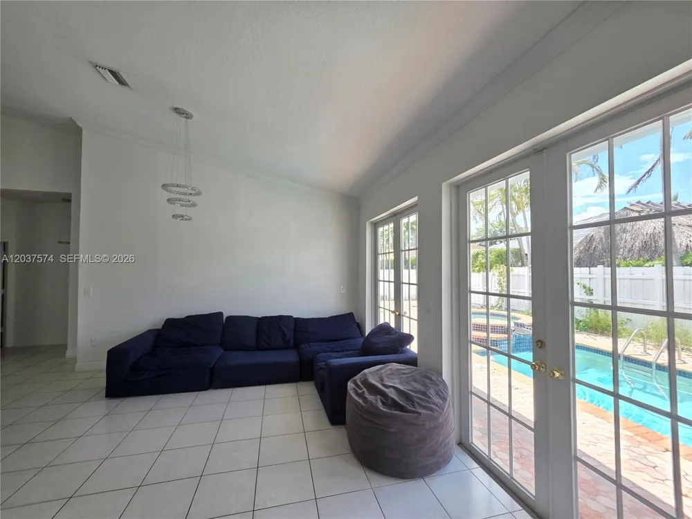 14291 SW 34th St Miami, FL 33175