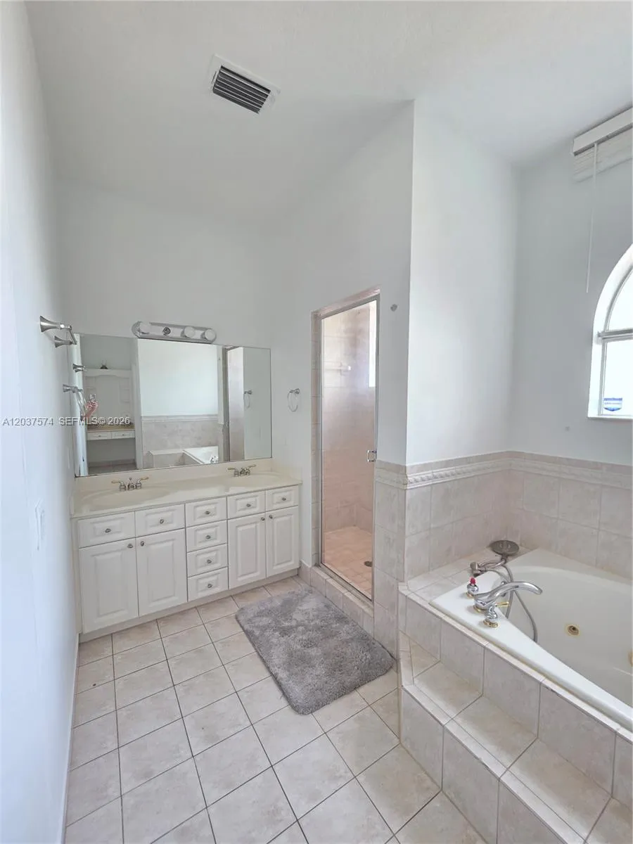 14291 SW 34th St Miami, FL 33175