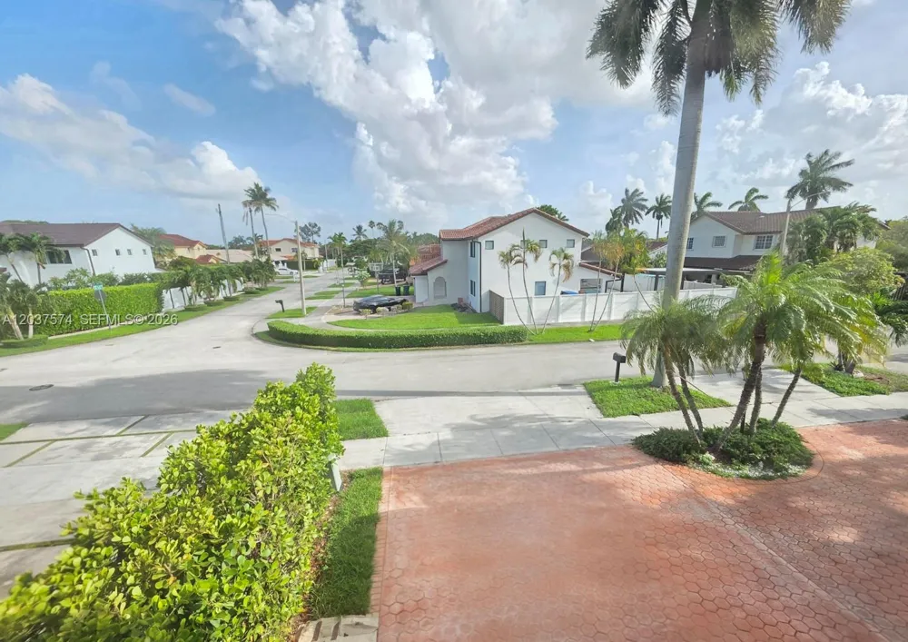 14291 SW 34th St Miami, FL 33175