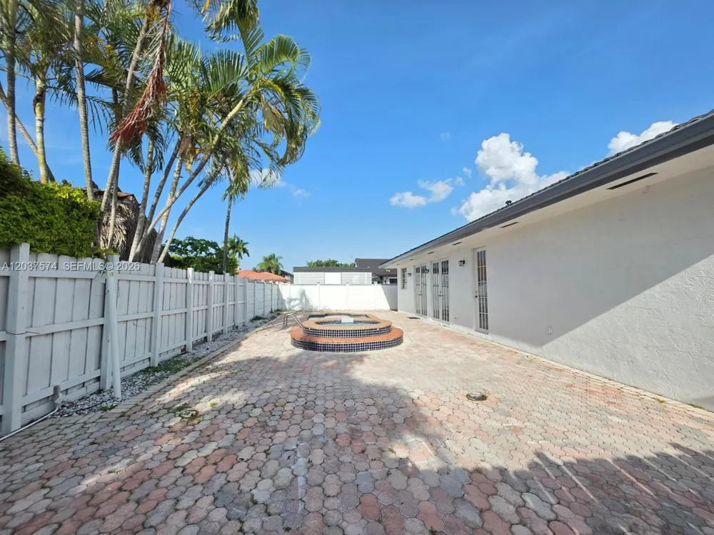 14291 SW 34th St Miami, FL 33175