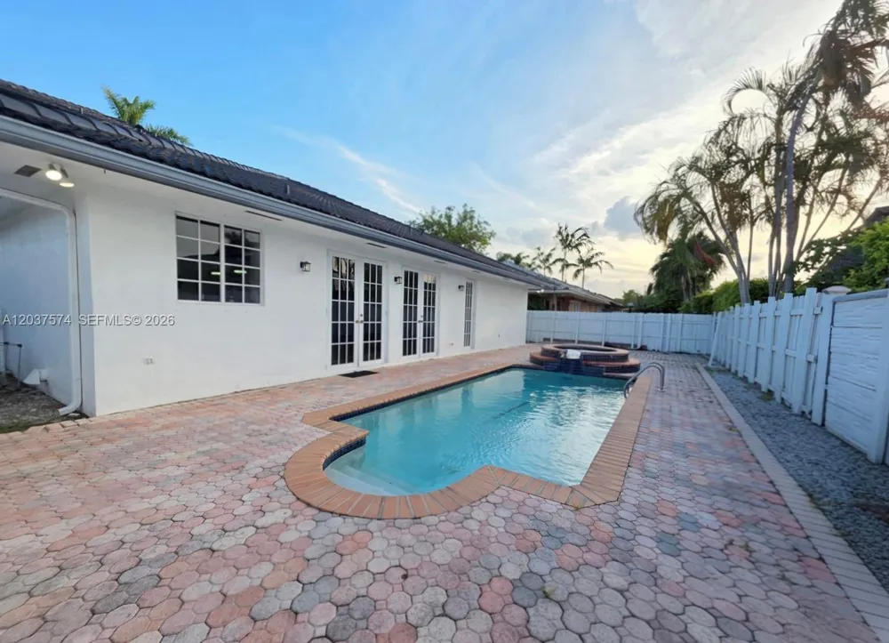14291 SW 34th St Miami, FL 33175