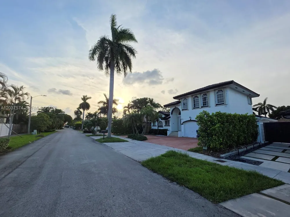 14291 SW 34th St Miami, FL 33175