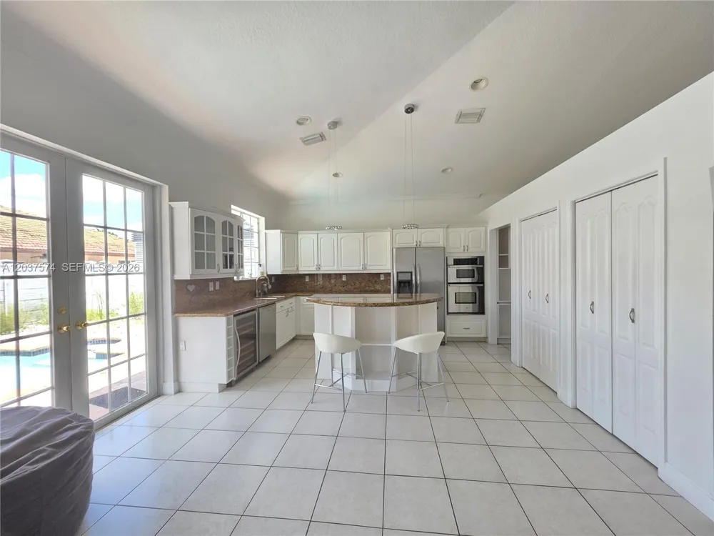 14291 SW 34th St Miami, FL 33175