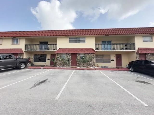 6631 SW 41st Pl #43 Davie, FL 33314