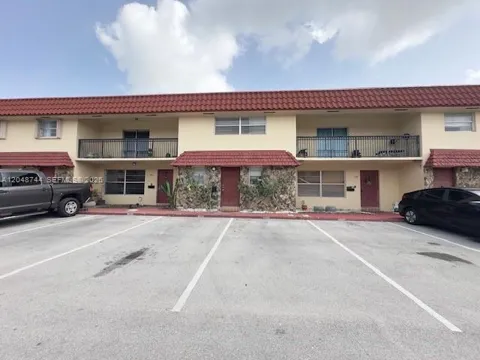 6631 SW 41st Pl #43