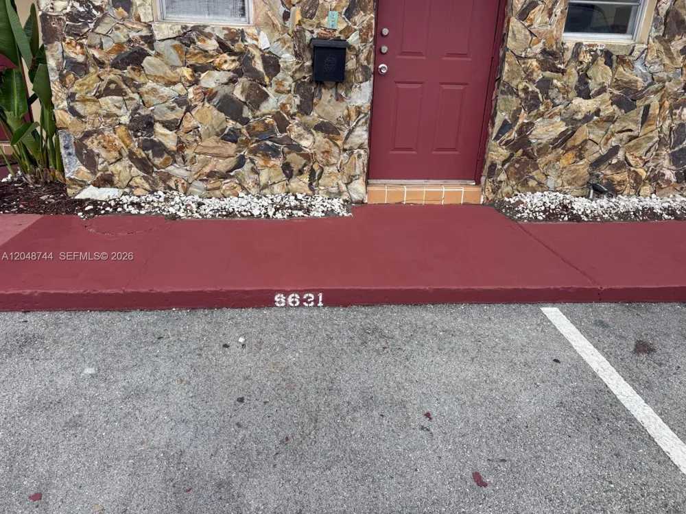 6631 SW 41st Pl #43 Davie, FL 33314