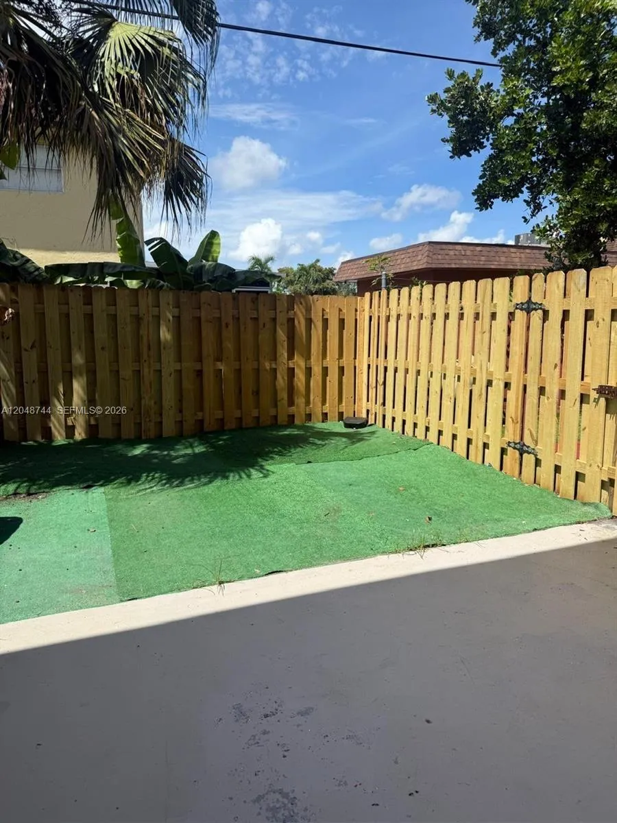 6631 SW 41st Pl #43 Davie, FL 33314