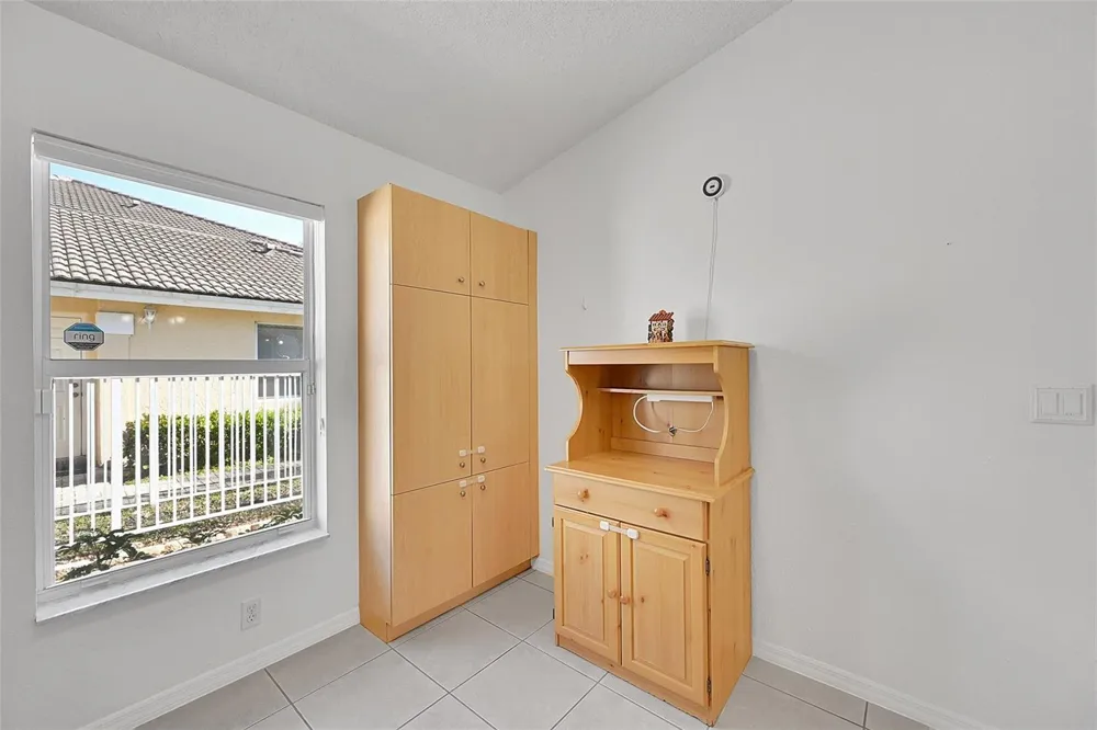 5361 NW 90th Avenue Sunrise, FL 33351