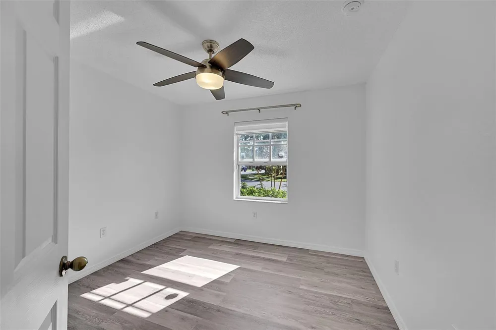 5361 NW 90th Avenue Sunrise, FL 33351
