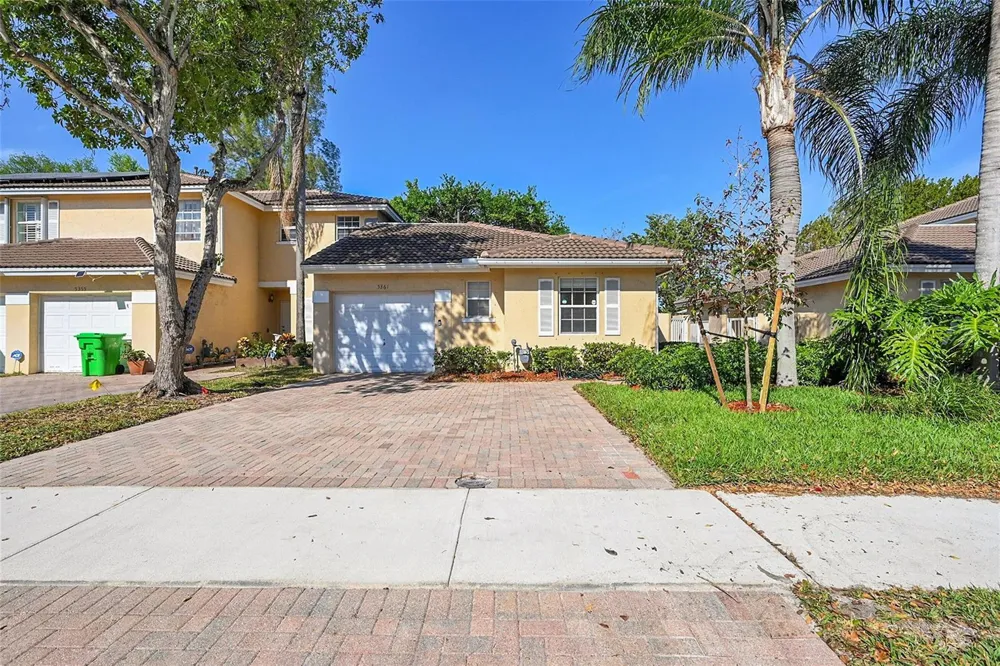 5361 NW 90th Avenue Sunrise, FL 33351