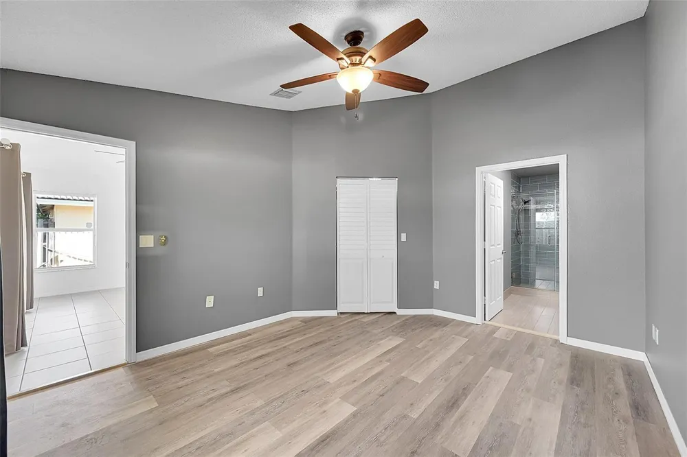 5361 NW 90th Avenue Sunrise, FL 33351