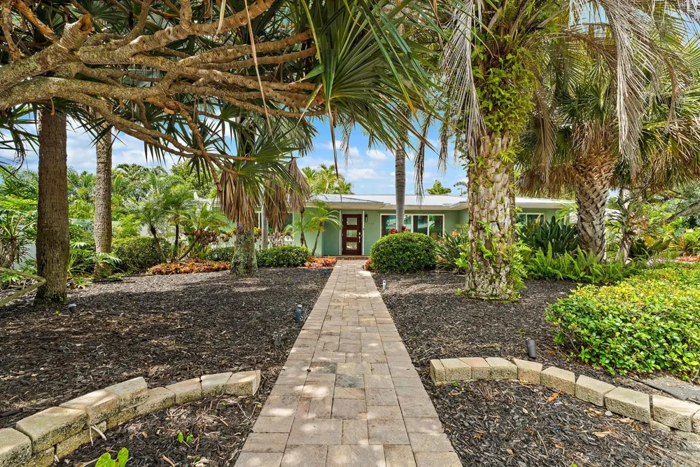 440 Jupiter Lane Juno Beach, FL 33408