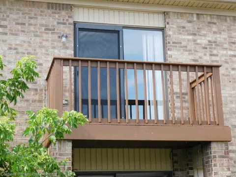 284 E 13 Mile, Unit #202