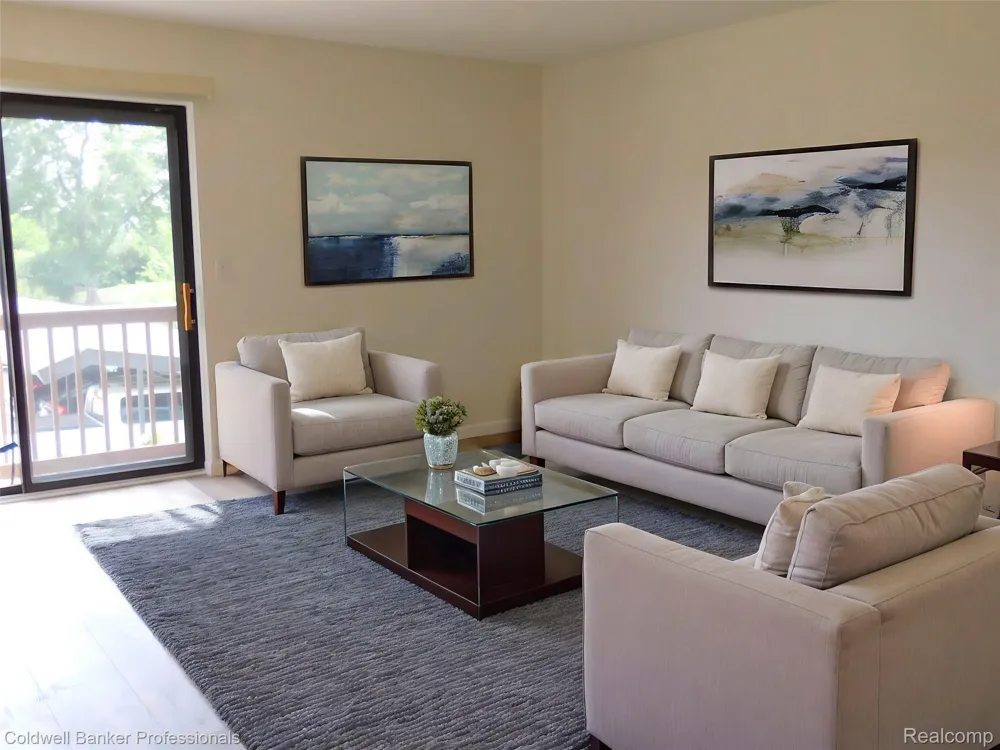 284 E 13 Mile, Unit #202 Madison Heights City, MI 48071