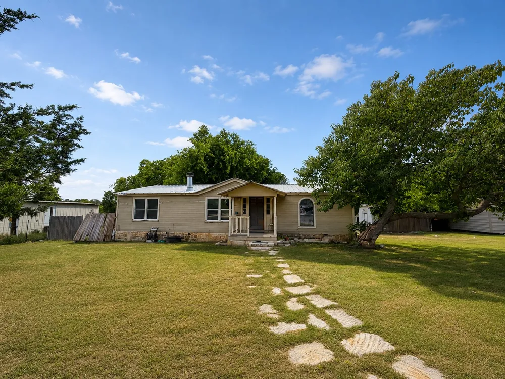 210 Jennifer Lane Leander, TX 78641