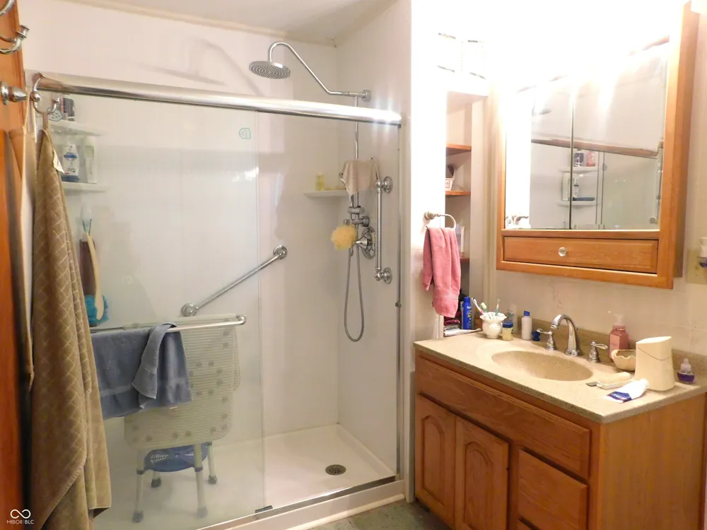 907 E Hillside Drive S Greensburg, IN 47240