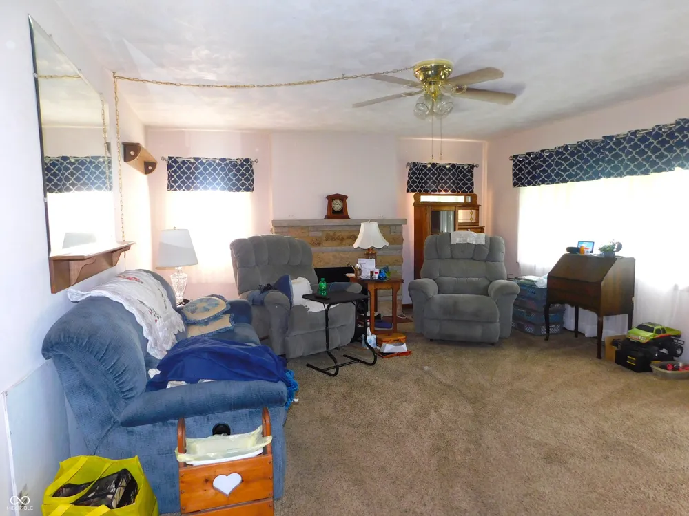 907 E Hillside Drive S Greensburg, IN 47240