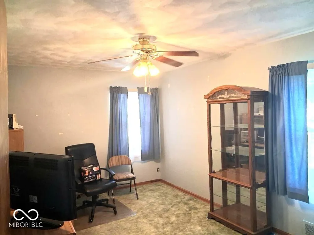 907 E Hillside Drive S Greensburg, IN 47240