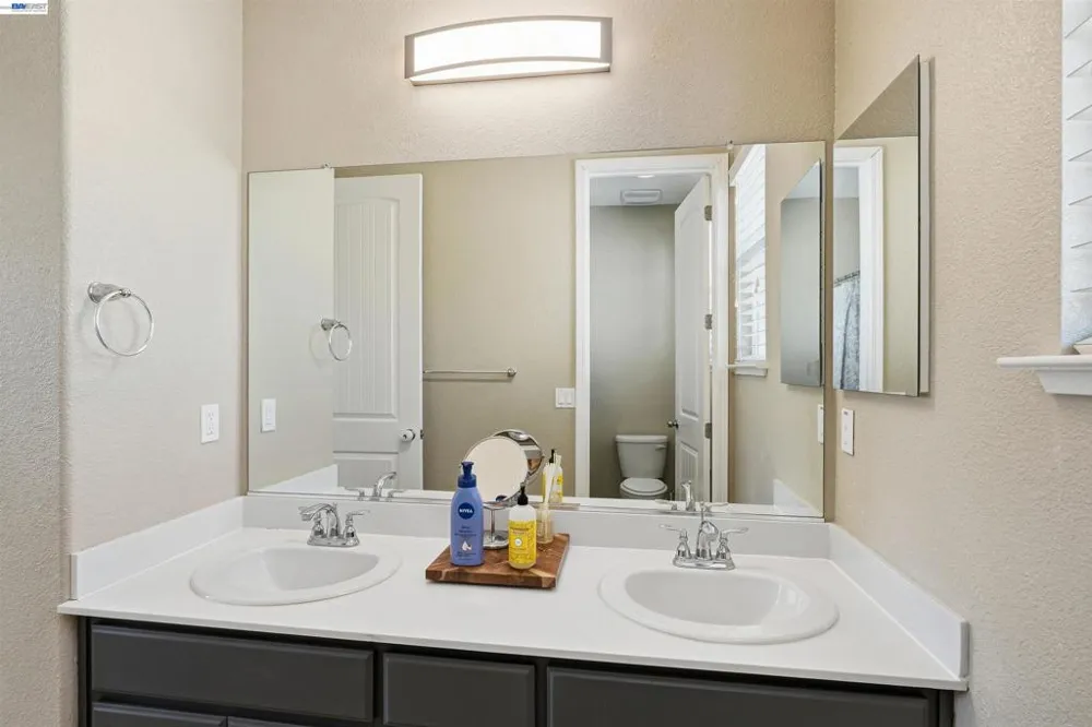 146 Halsey Way Pittsburg, CA 94565