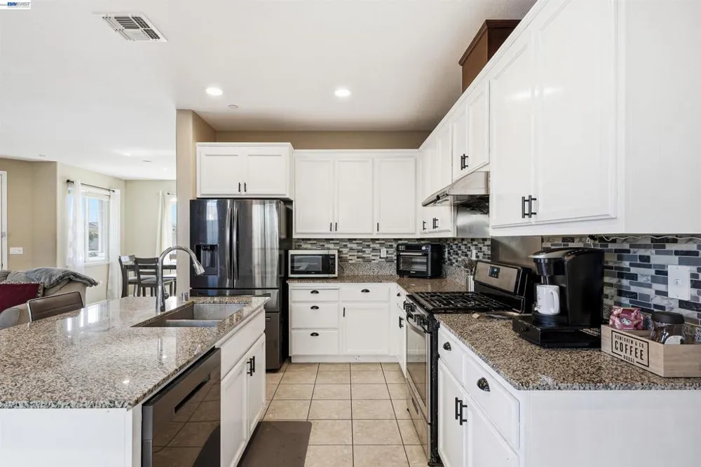 146 Halsey Way Pittsburg, CA 94565