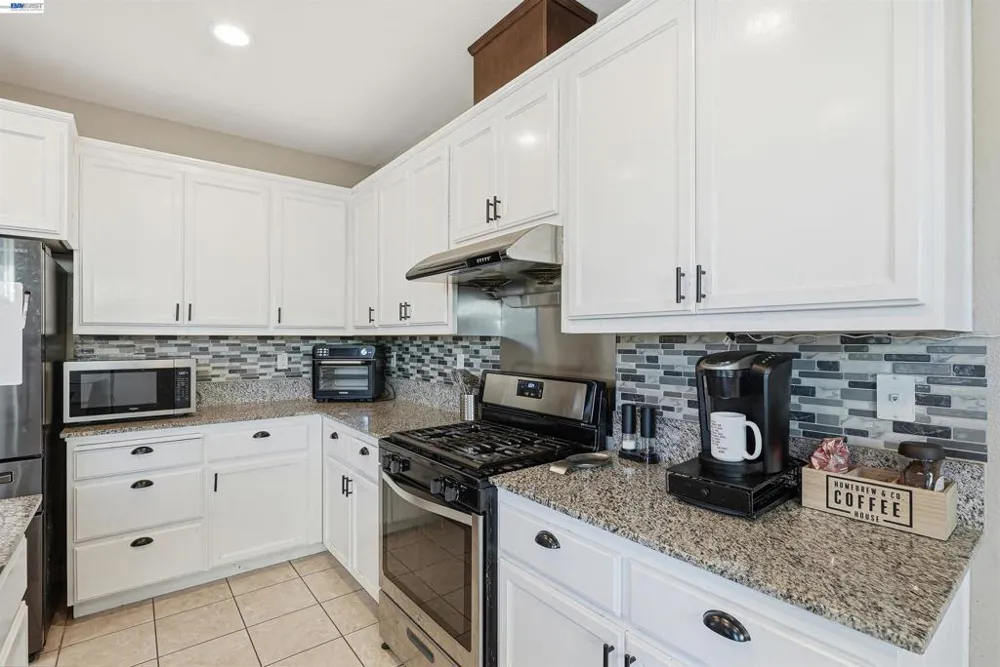 146 Halsey Way Pittsburg, CA 94565