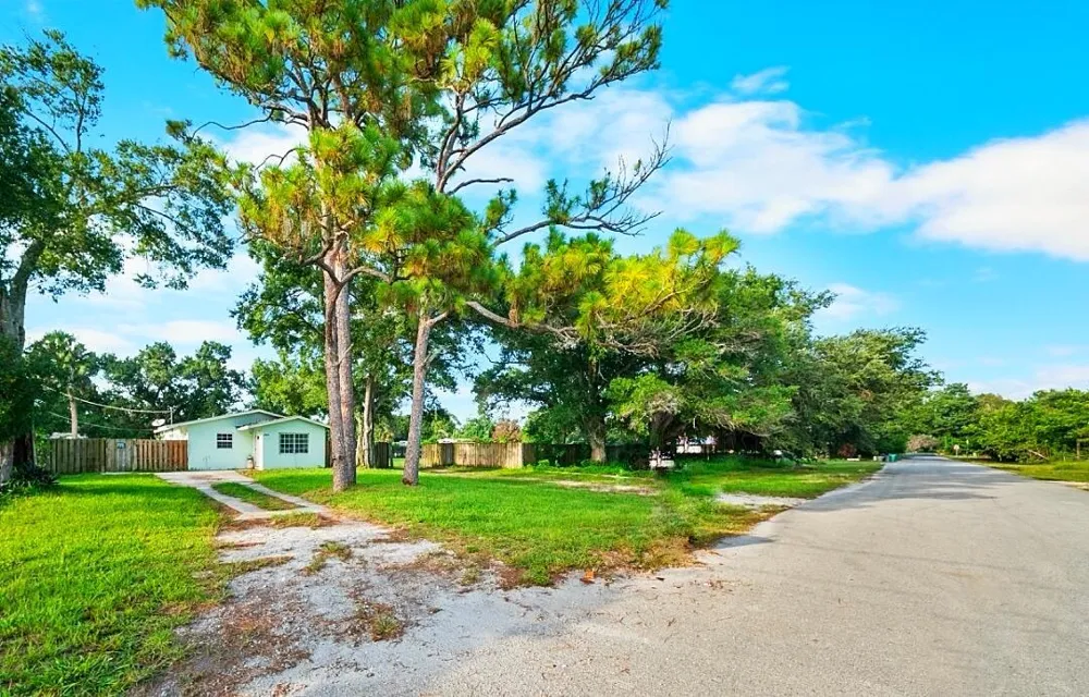 3516 Avenue F Fort Pierce, FL 34947