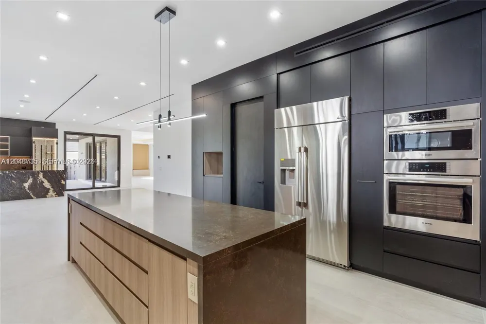 801 SE 11th Ct Fort Lauderdale, FL 33316