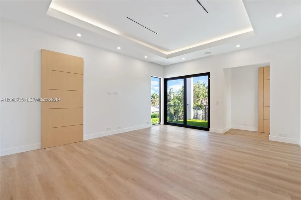 801 SE 11th Ct Fort Lauderdale, FL 33316