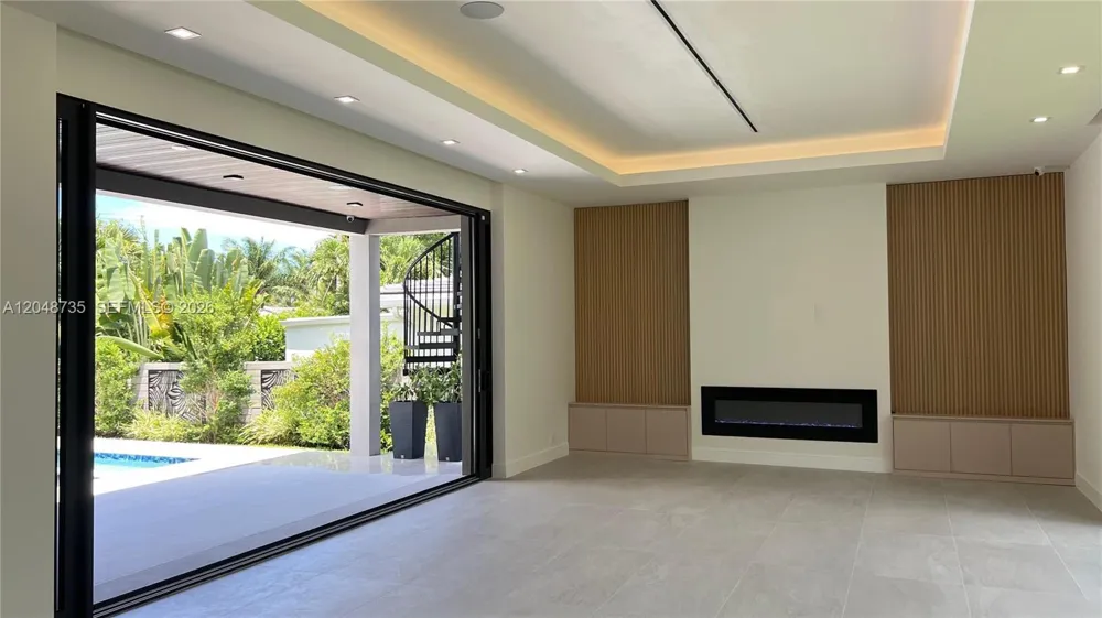 801 SE 11th Ct Fort Lauderdale, FL 33316