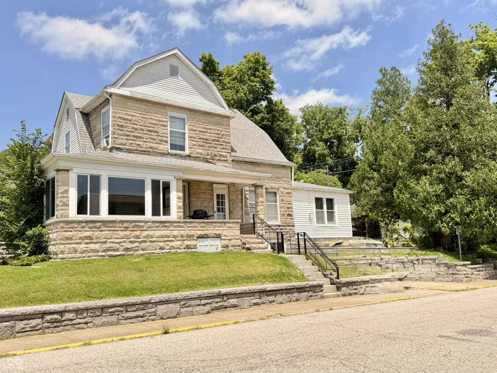 521 S Grant Street Bloomington, IN 47401
