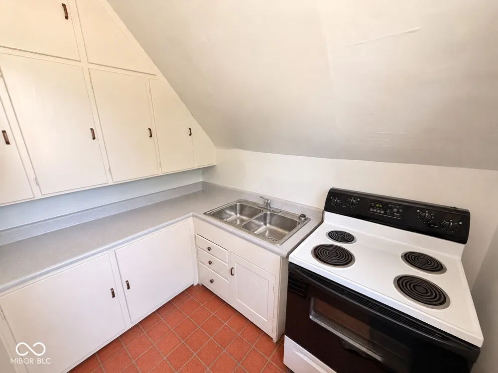 521 S Grant Street Bloomington, IN 47401